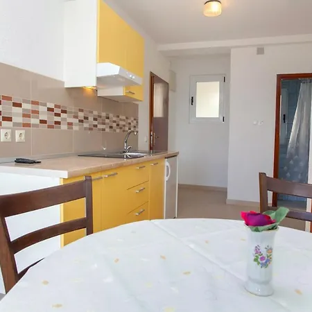 Apartments With A Parking Space Baska Voda, Makarska - 6761 Exterior photo