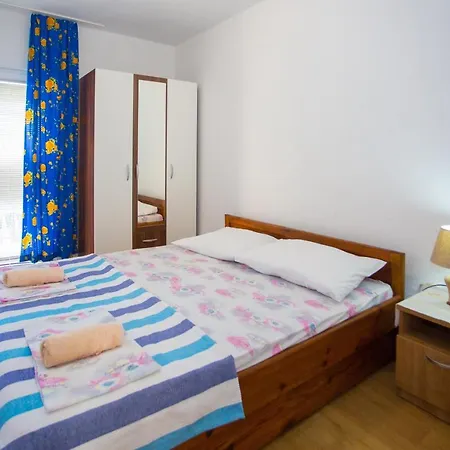 Apartments With A Parking Space Baska Voda, Makarska - 6761 Exterior photo
