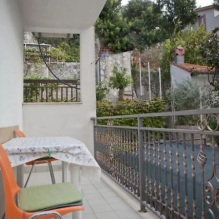 Apartments With A Parking Space Baska Voda, Makarska - 6761 Exterior photo