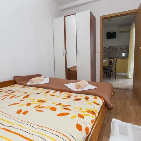 Apartments With A Parking Space Baska Voda, Makarska - 6761 Room photo