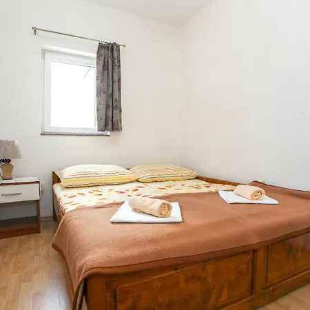 Apartments With A Parking Space Baska Voda, Makarska - 6761 Room photo
