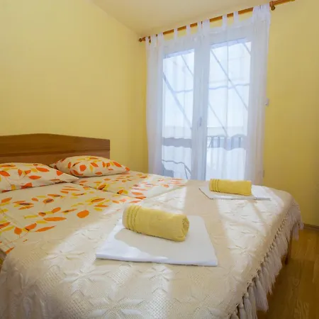 Apartments With A Parking Space Baska Voda, Makarska - 6761 Room photo