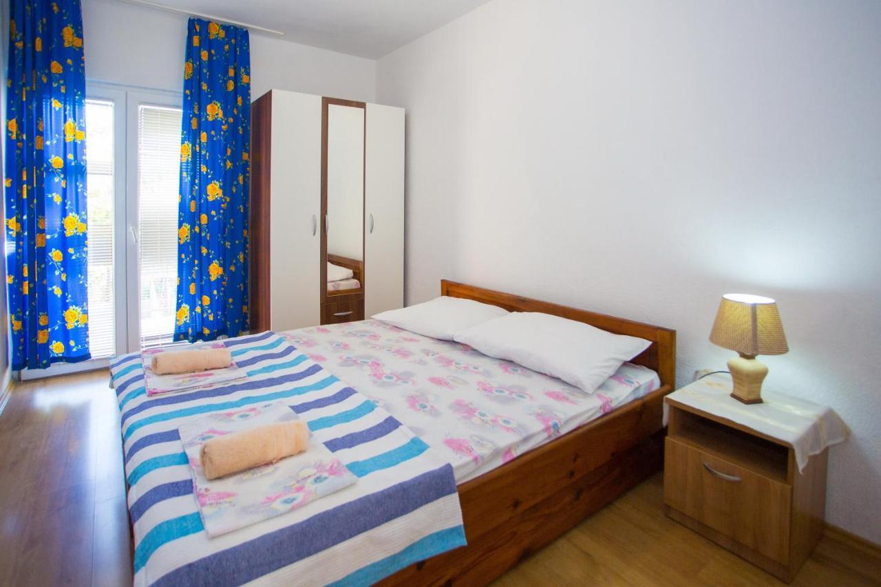 Apartment Apartments With A Parking Space Baska Voda, Makarska - 6761