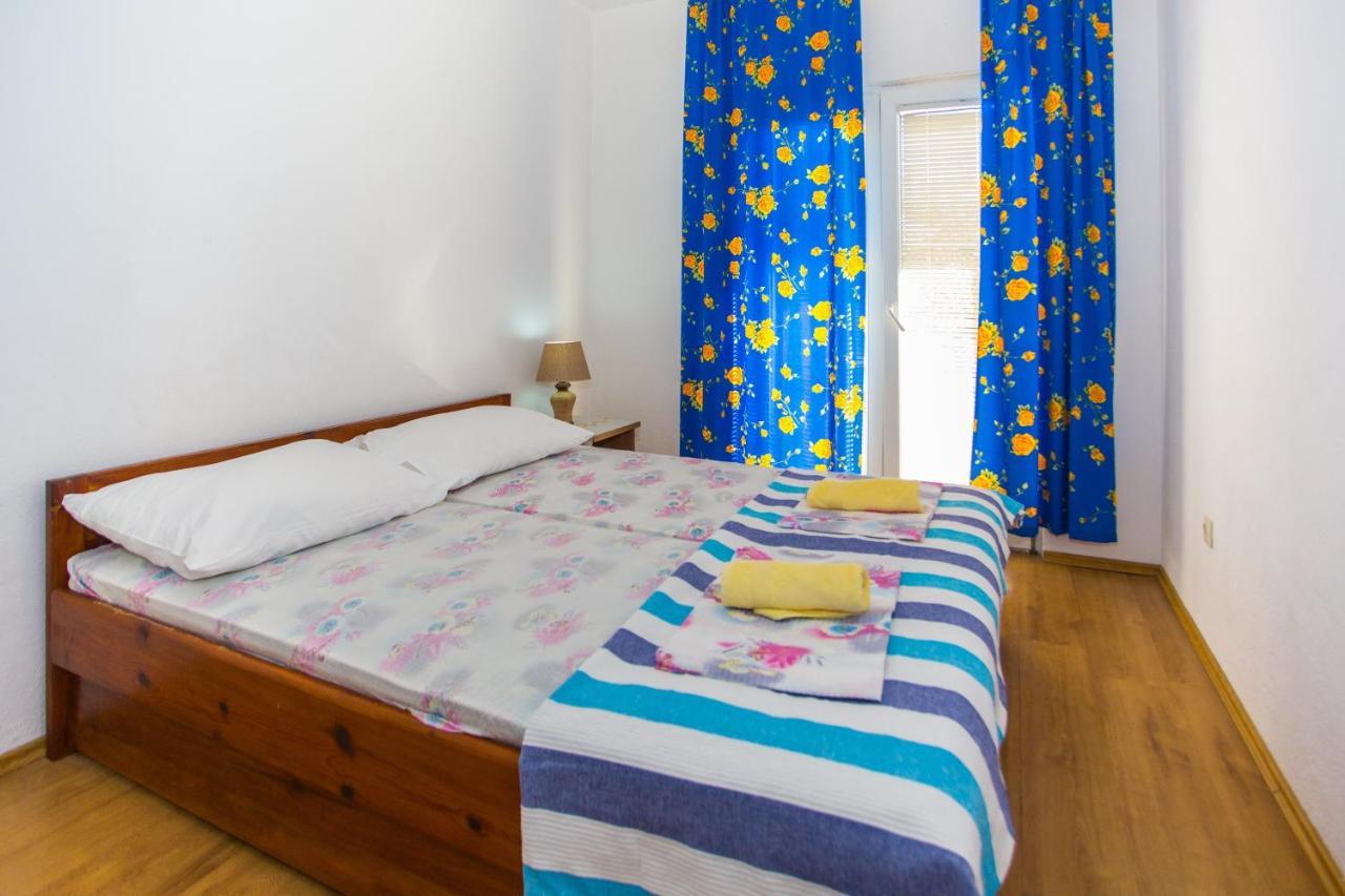 Apartments With A Parking Space Baska Voda, Makarska - 6761 Baska Voda
