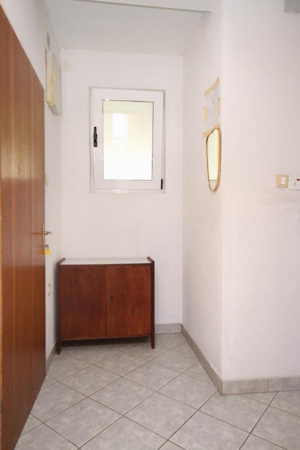 Apartment Apartments With A Parking Space Baska Voda, Makarska - 6761