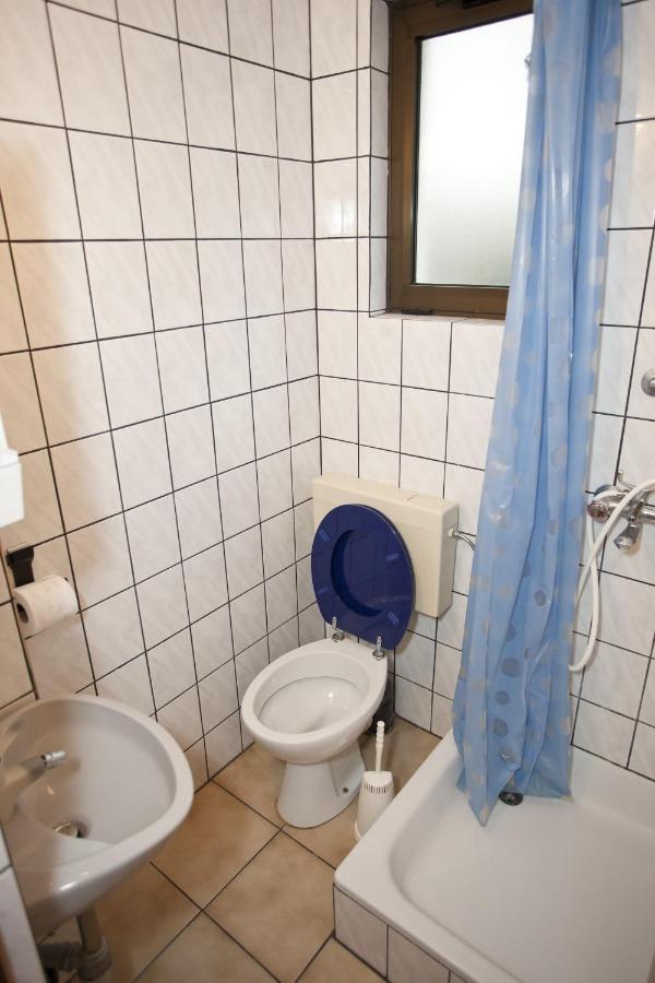 Apartment Apartments With A Parking Space Baska Voda, Makarska - 6761 Baska Voda