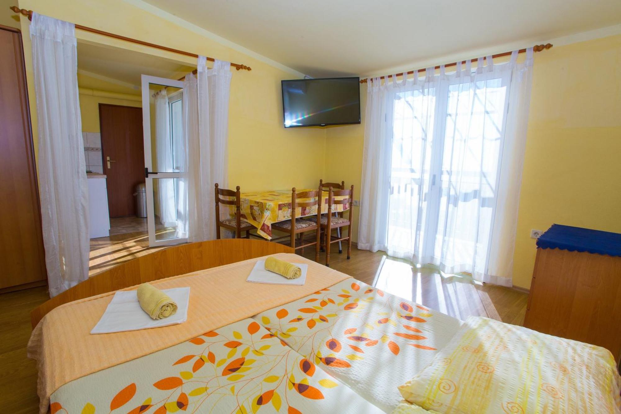 Apartment Apartments With A Parking Space Baska Voda, Makarska - 6761 Baška Voda