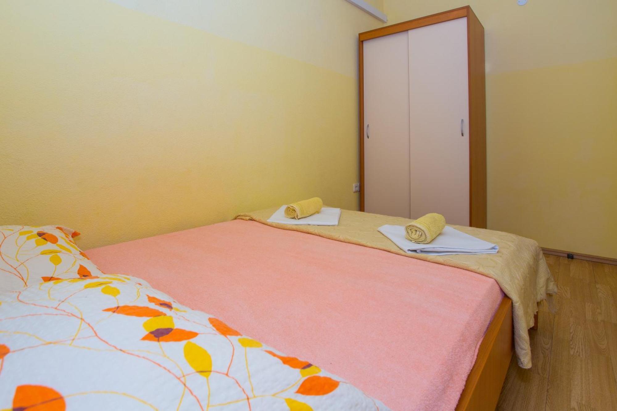 Apartments With A Parking Space Baska Voda, Makarska - 6761 Apartment *