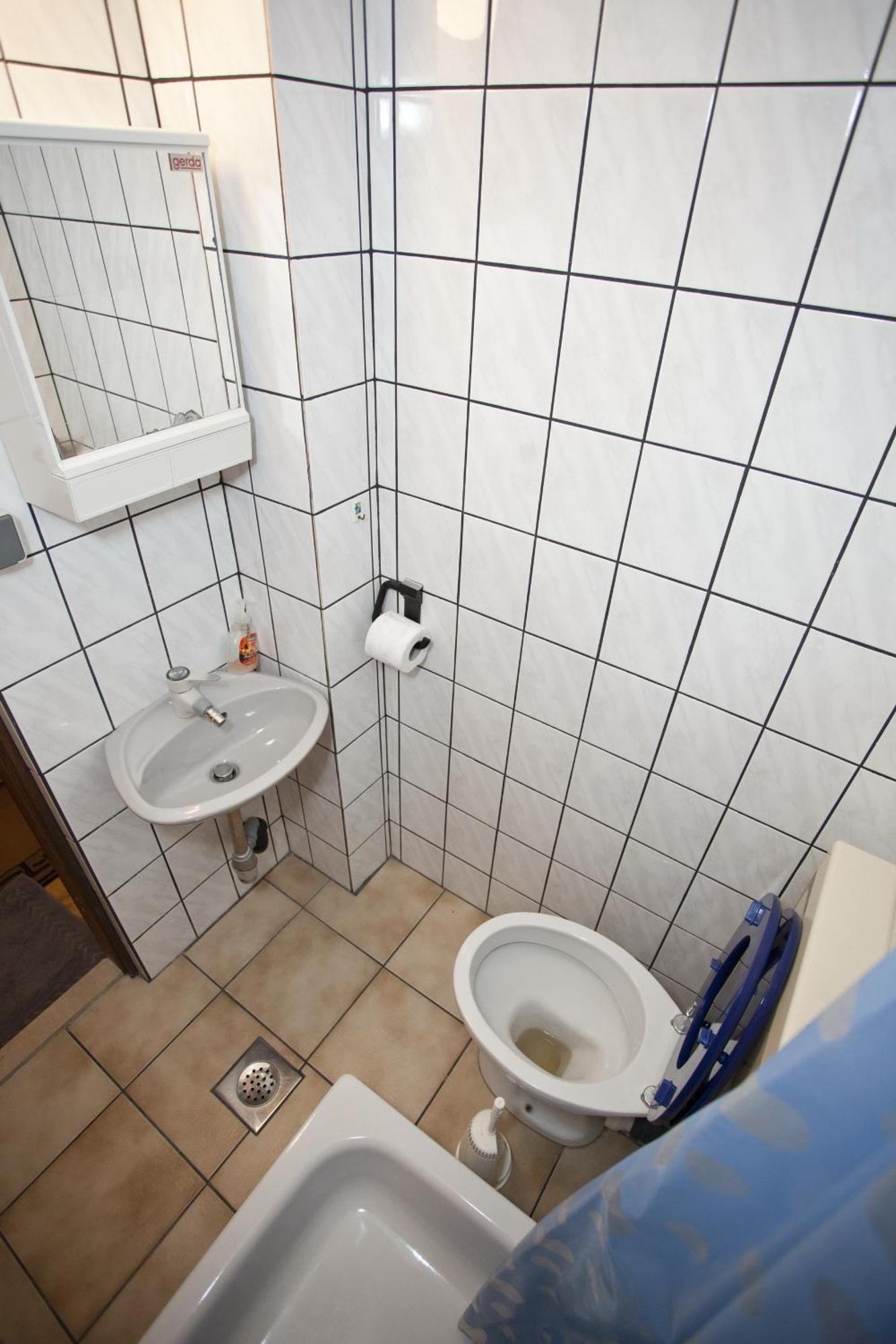 Apartments With A Parking Space Baska Voda, Makarska - 6761 Apartment Baska Voda